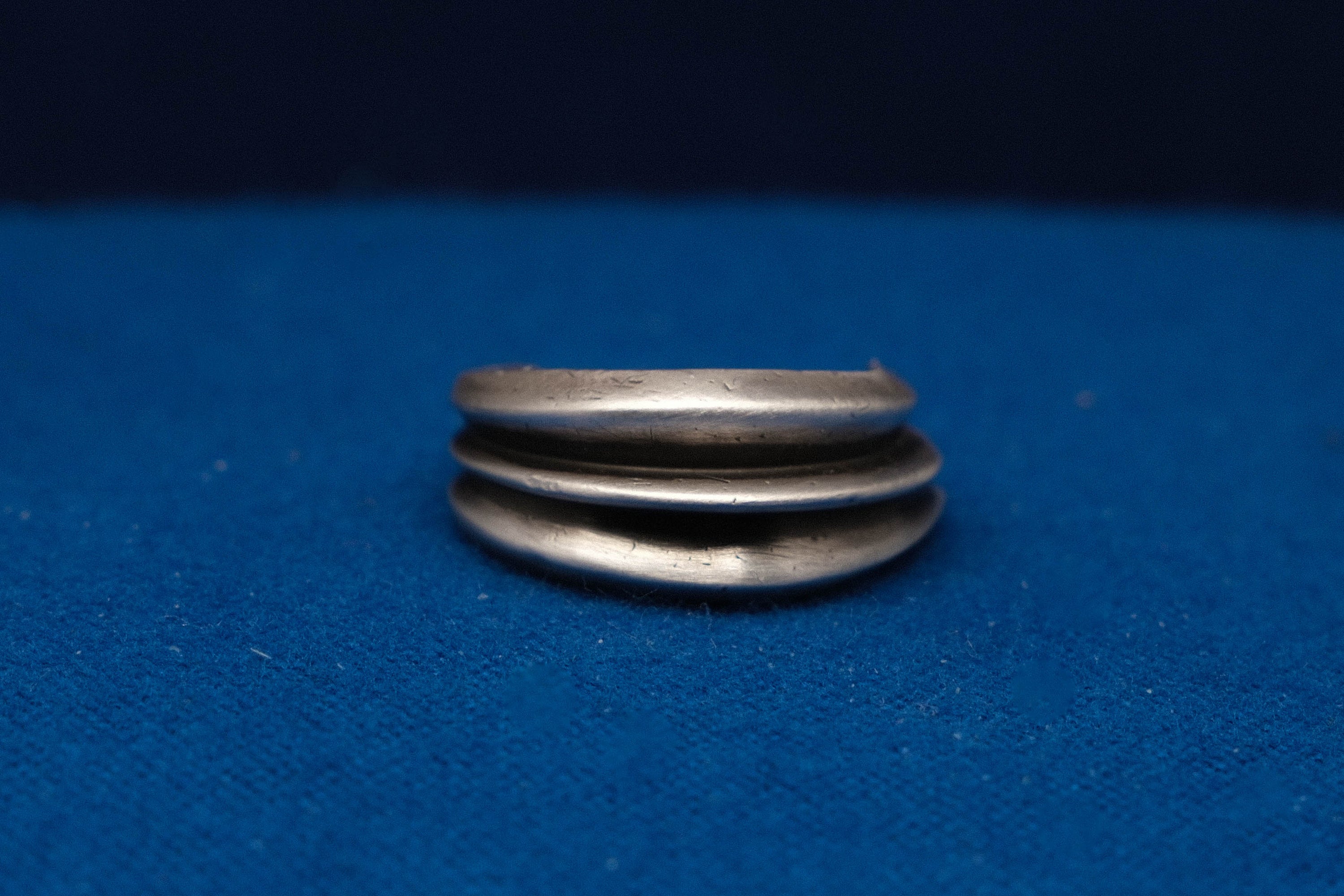 TRIPLE LAYER EARRING