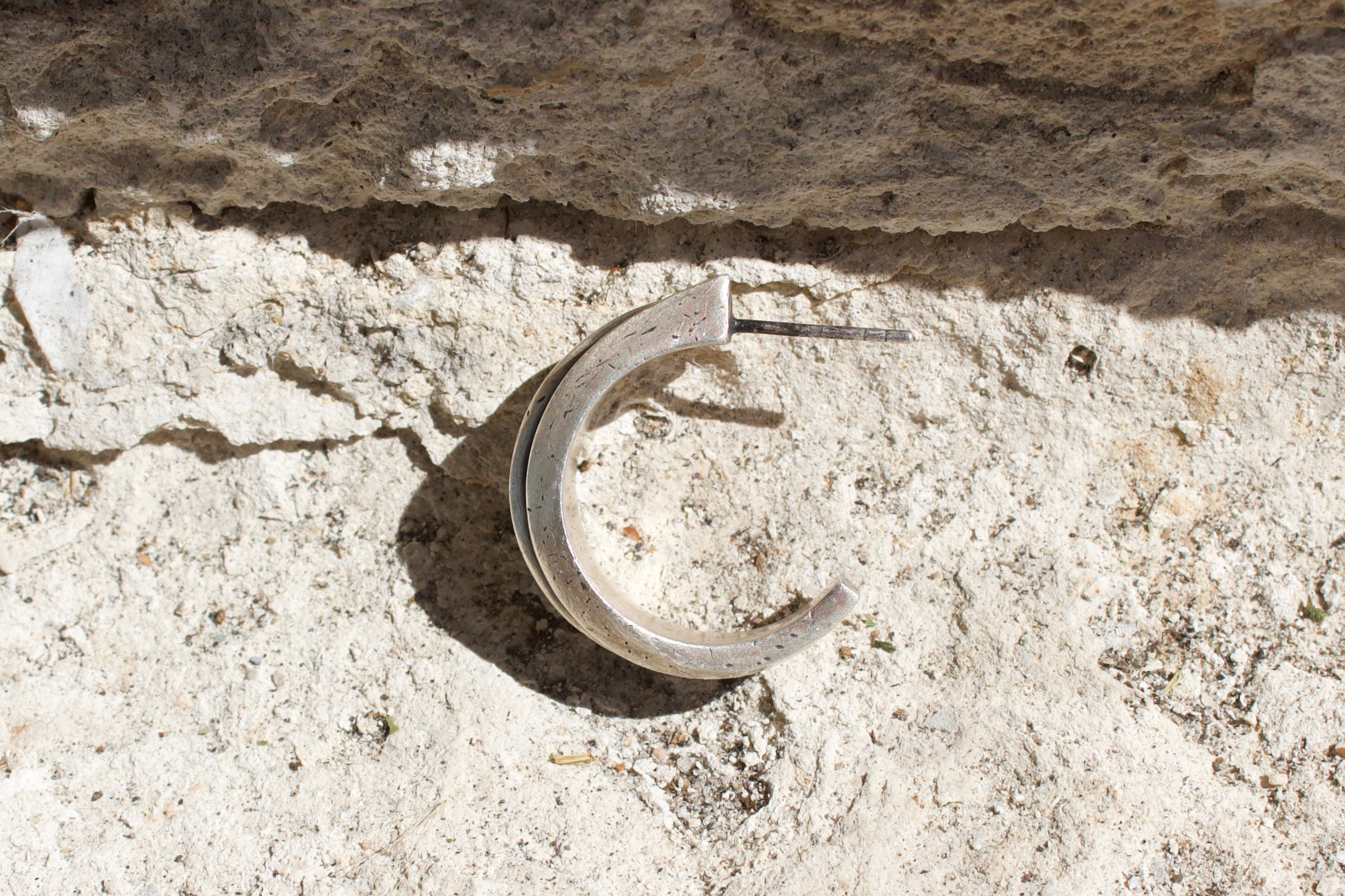 TRIPLE LAYER EARRING
