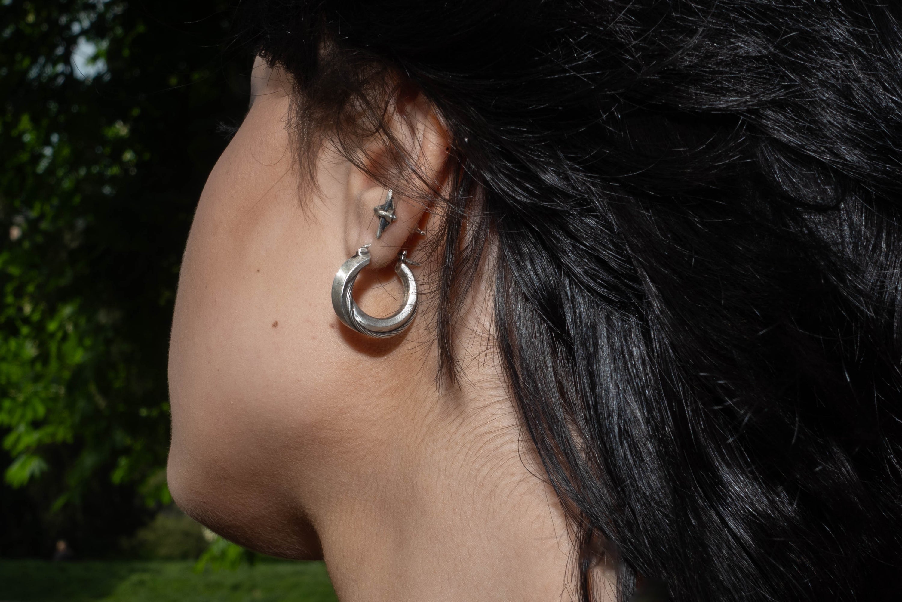 SPIRAL INSET EARRING