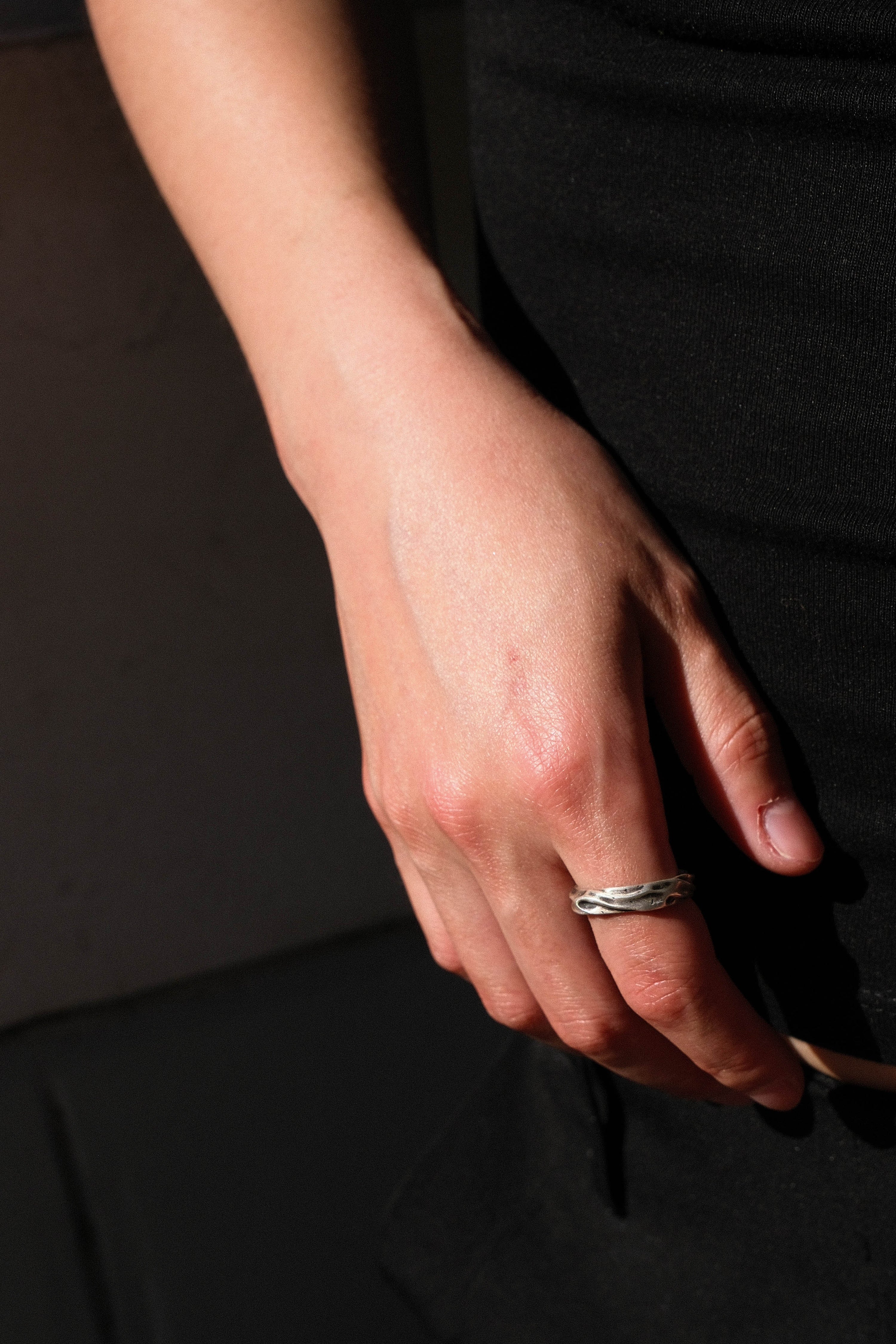 SLIM PLEATS RING