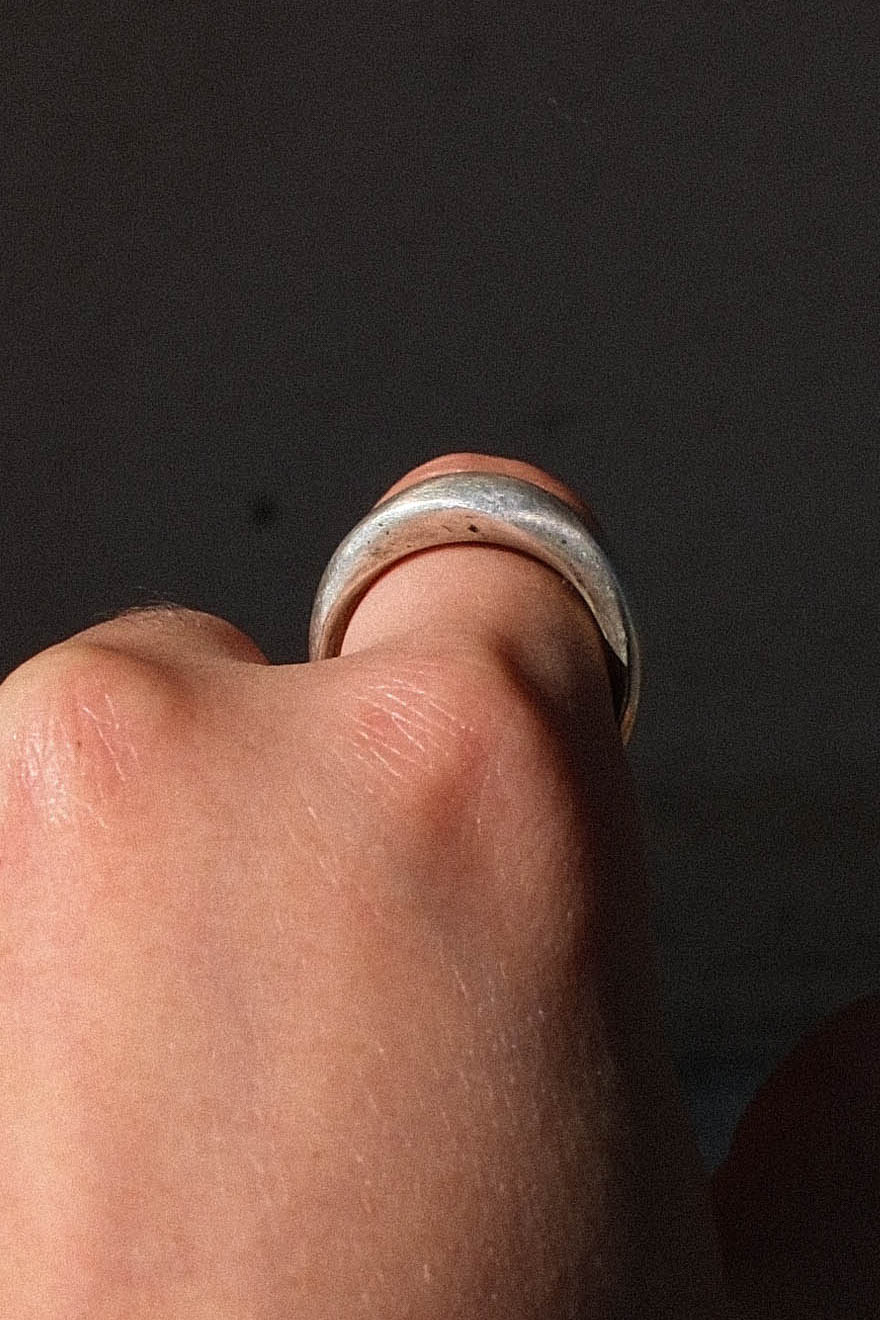 TAPERED MÖBIUS RING